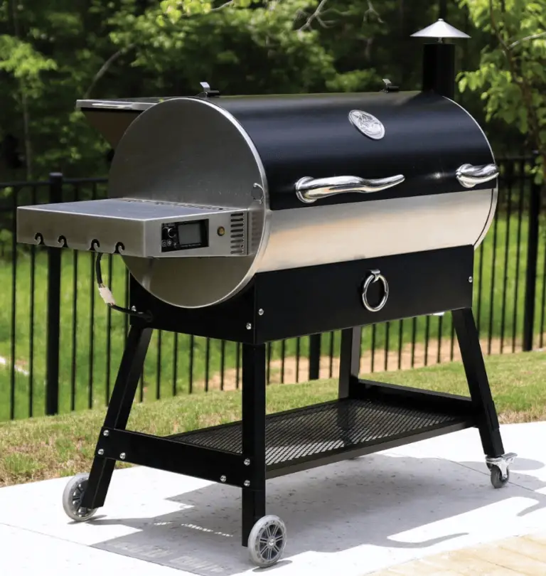 Just by looking at it, you can tell the Rec Tec 700 is a serious grill. 